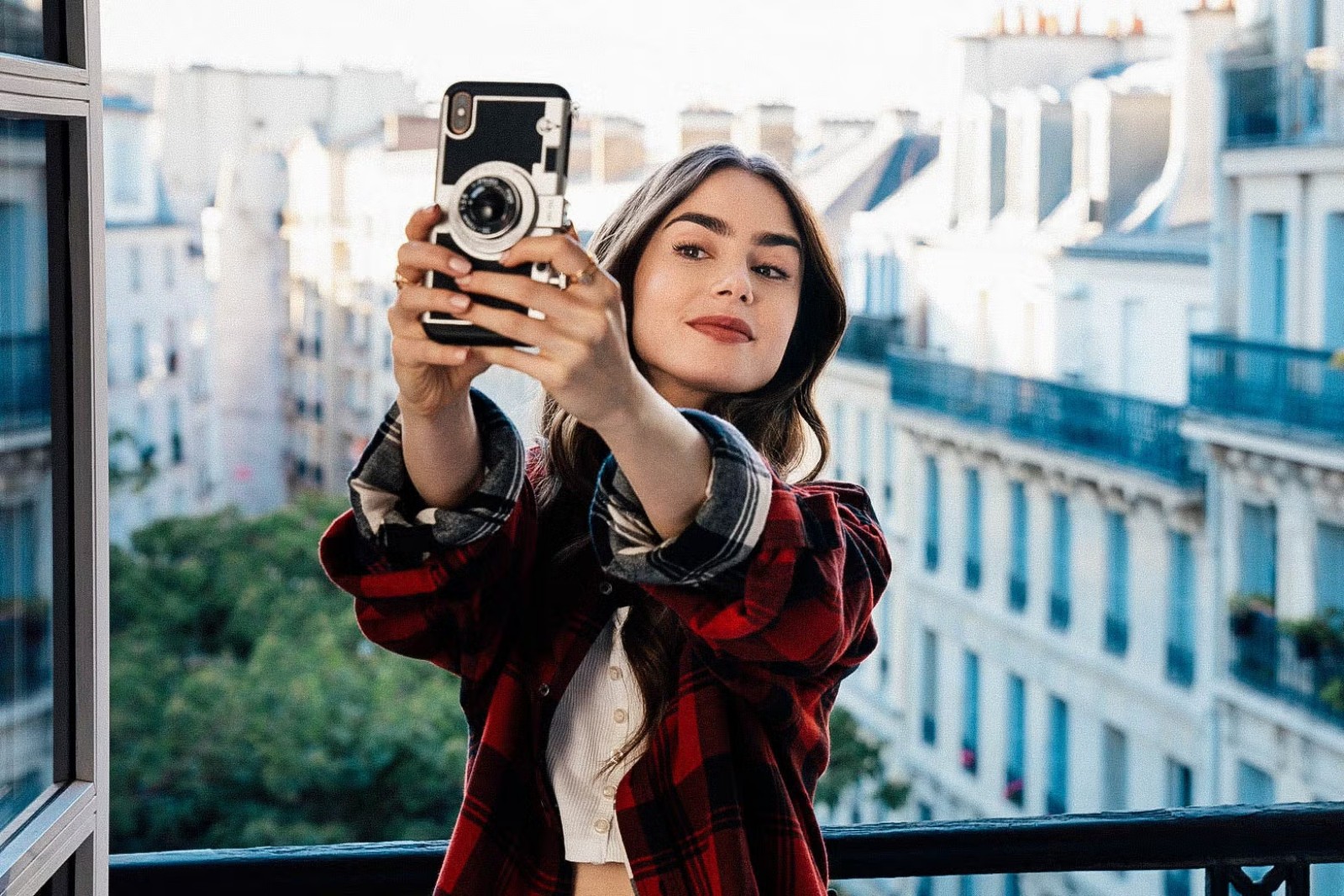 gợi ý phim cuối tuần, phim netflix, Emily in Paris, Alien: Romulus, Borderlands, Fly Me to the Moon, Only Murders in the Building