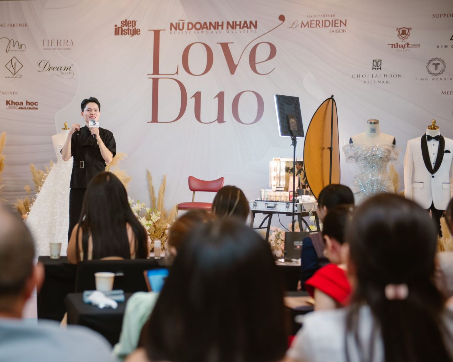 Wedding Gallery: Love Duo, triển lãm cưới, Le Méridien Saigon