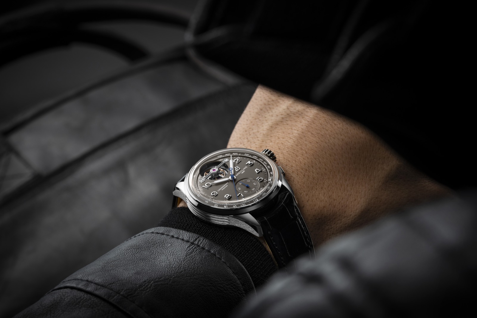 dong-ho-breitling-premier-tourbilon