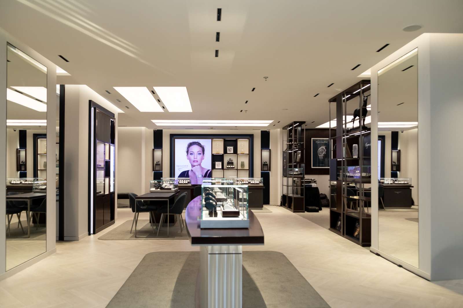 Longines New Boutique Concept