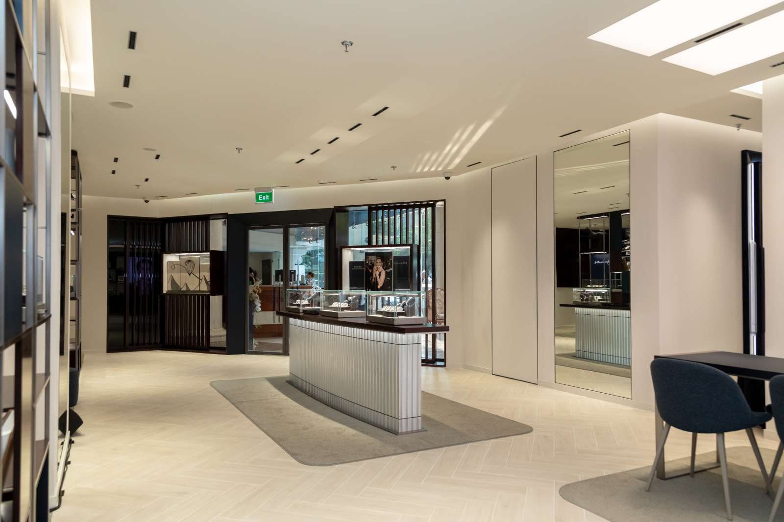 Longines New Boutique Concept