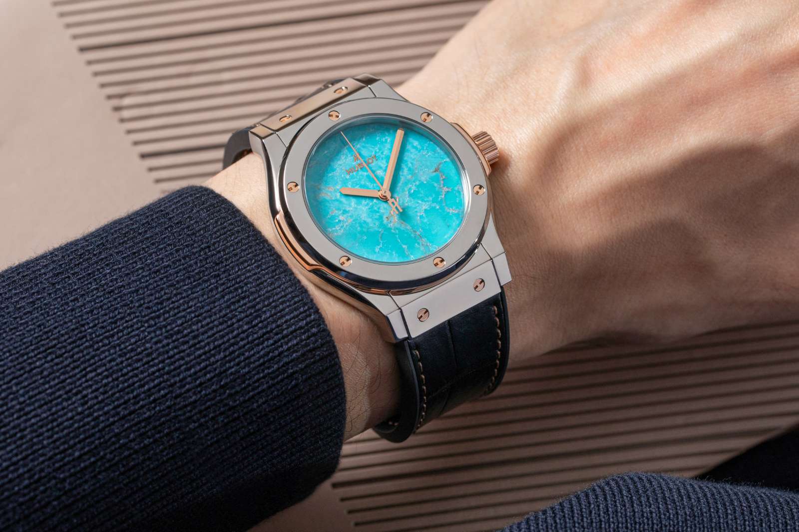 Hublot x The Hour Glass ra mắt BST Classic Fusion Elements II