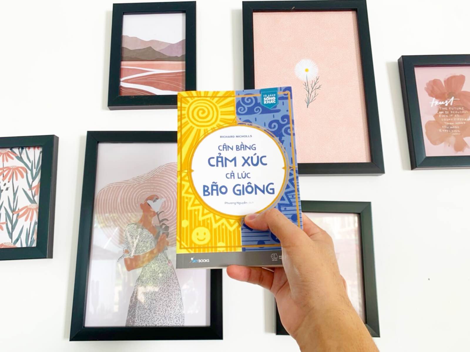 cân bằng cảm xúc cả lúc bão giông, review sách, cảm nhận sách