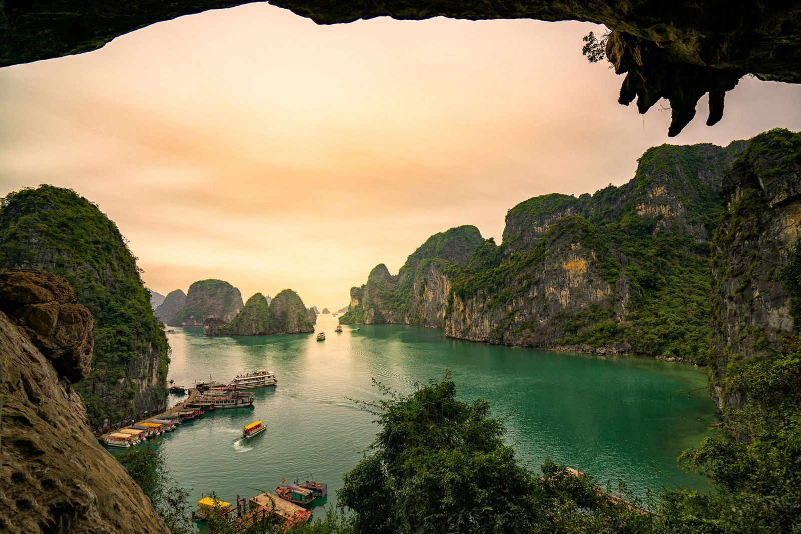 Du lịch đầu năm, Hạ Long, trải nghiệm, khám phá