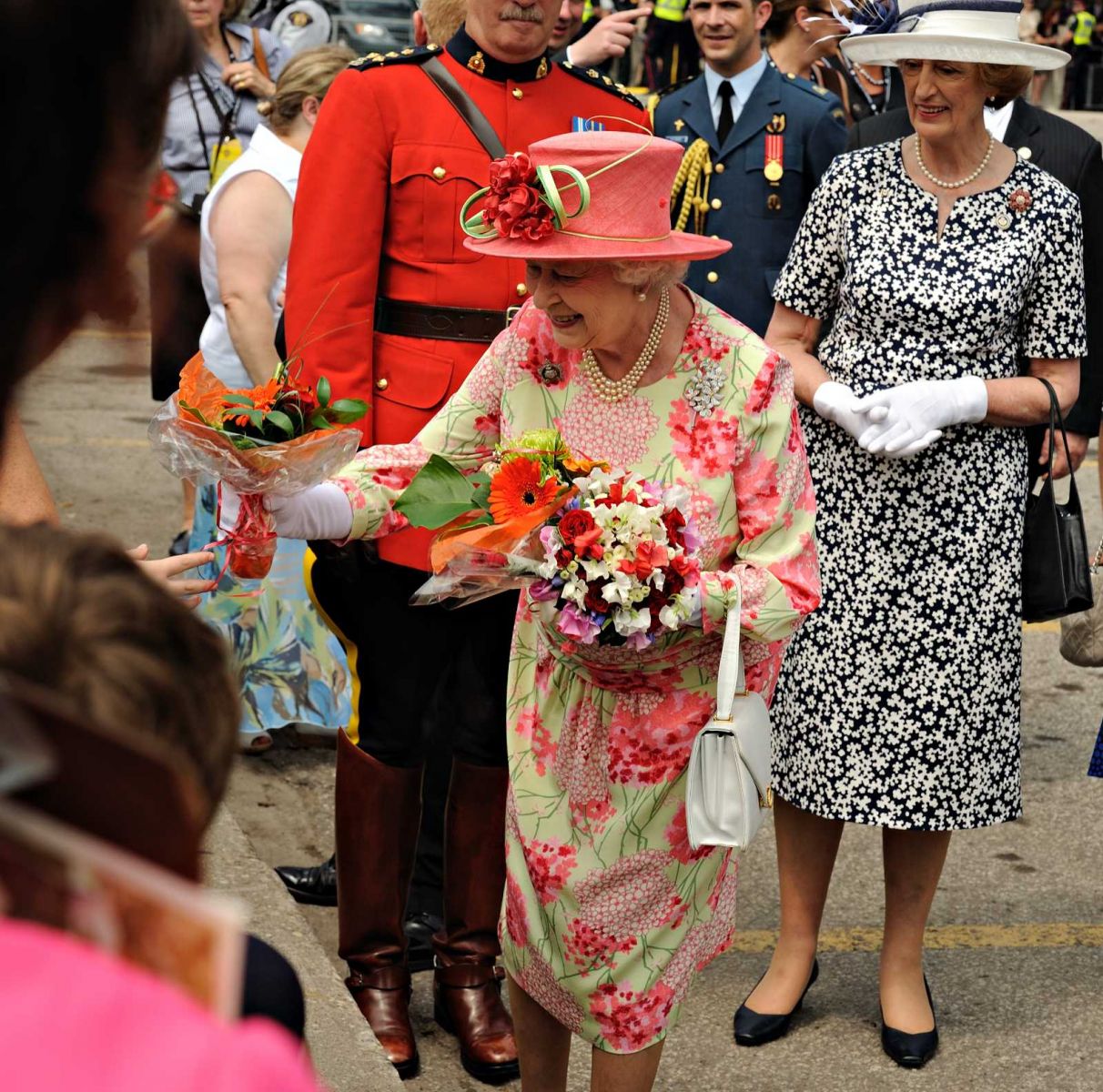 bí quyết sống khoẻ, bài học cuộc sống, nữ hoàng elizabeth, nữ hoàng, elizabeth