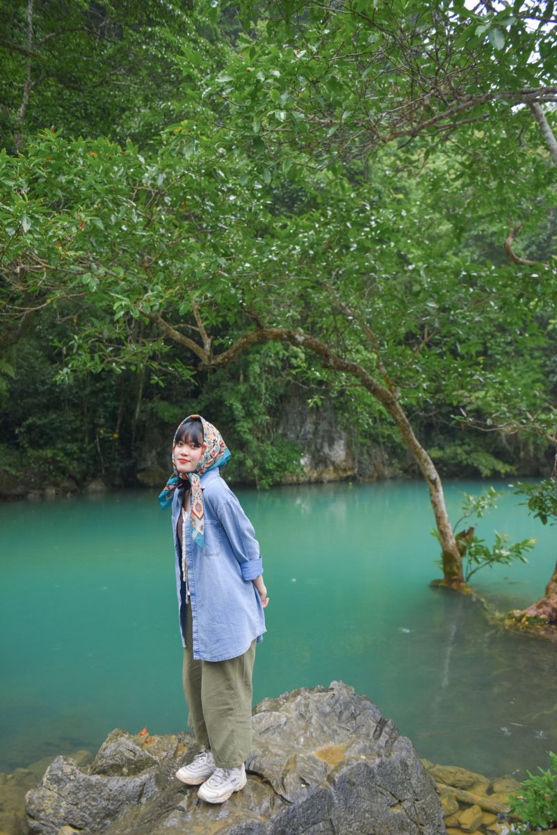 yến vi vu, travel blogger, hành trình xuyên việt