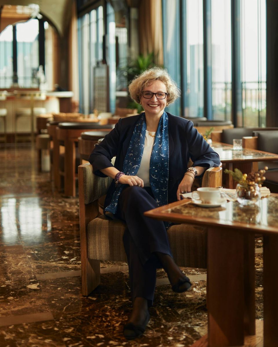 Hildegard Anzenberger, Capella Hanoi, nhân vật truyền cảm hứng, tổng quản lý khách sạn, phỏng vấn độc quyền, General Manager Capella Hanoi, du lịch hạng sang, lưu trú hạng sang, xu hướng lưu trú hạng sang 2025