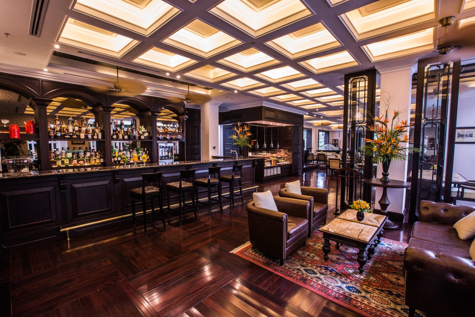 George Koumendakos, Sofitel Legend Metropole Hanoi, Interview General Manager, W Coffee Talk, expert insight, luxury hospitality, góc nhìn từ chuyên gia, chia sẻ từ chuyên gia