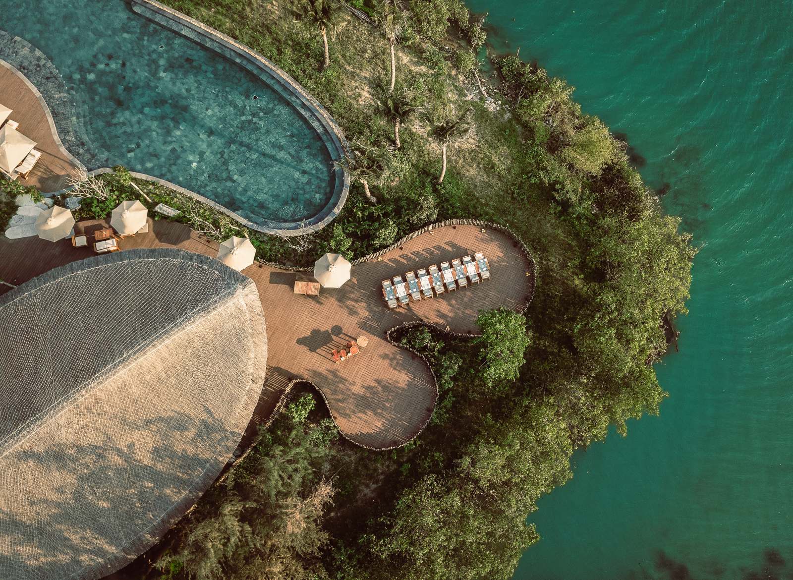 The Anam Cam Ranh, Emeralda Ninh Bình, La Siesta Hội An, Namia River Retreat, New World Saigon, hospitality talents
